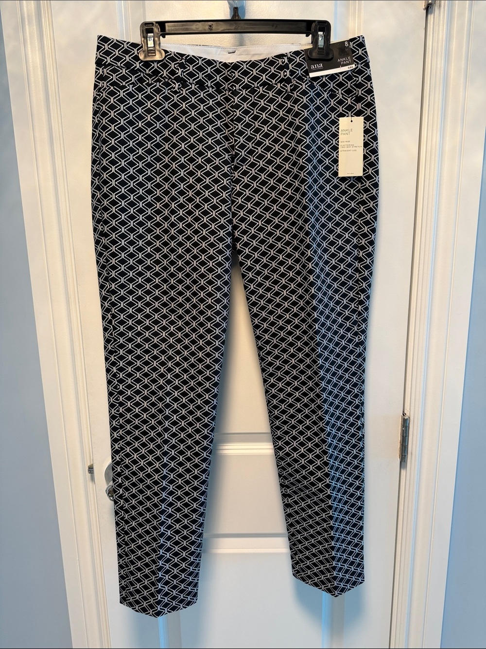 NWT a.n.a Geometric Print Ankle Pant Mid-Rise Straight Leg Size 8